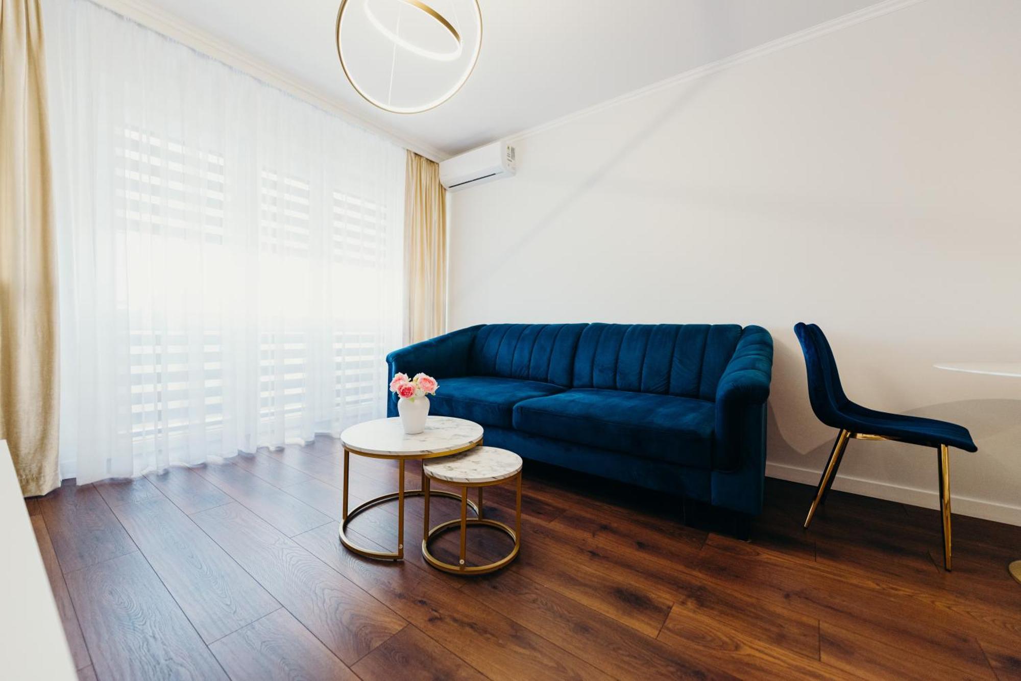 3 Bedrooms Premium Bella Blue For 8 Guests With Ac And Free Out Side Parking Rzeszów Buitenkant foto