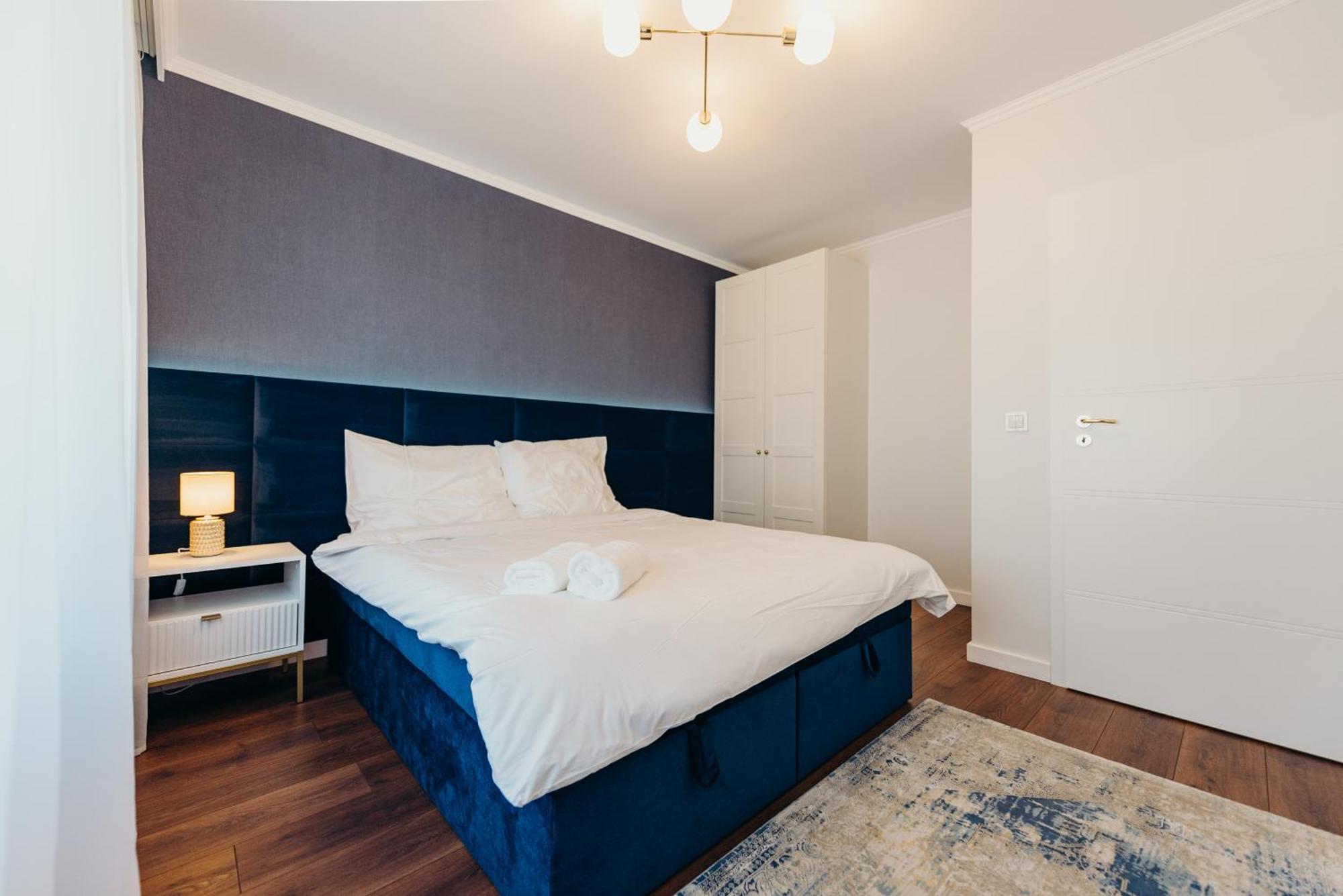 3 Bedrooms Premium Bella Blue For 8 Guests With Ac And Free Out Side Parking Rzeszów Buitenkant foto