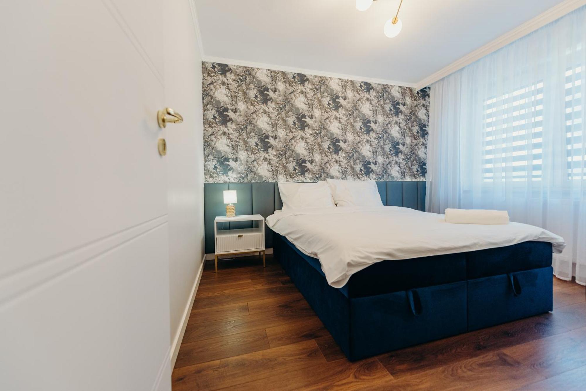 3 Bedrooms Premium Bella Blue For 8 Guests With Ac And Free Out Side Parking Rzeszów Buitenkant foto