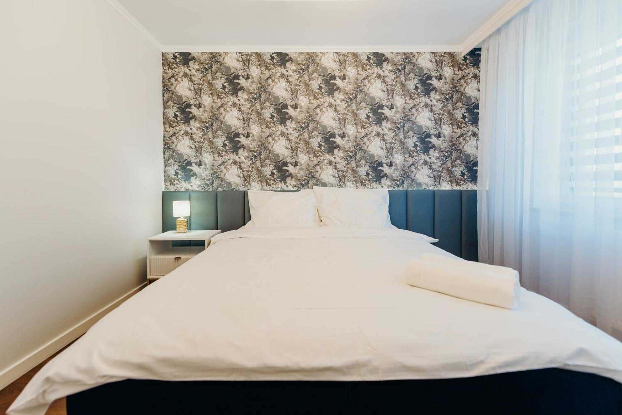 3 Bedrooms Premium Bella Blue For 8 Guests With Ac And Free Out Side Parking Rzeszów Buitenkant foto